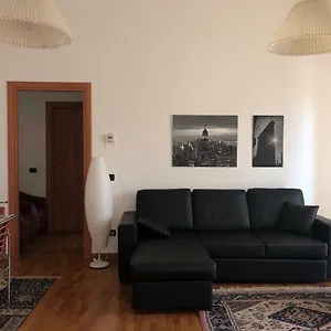 Apartament Casa Roma, Turate